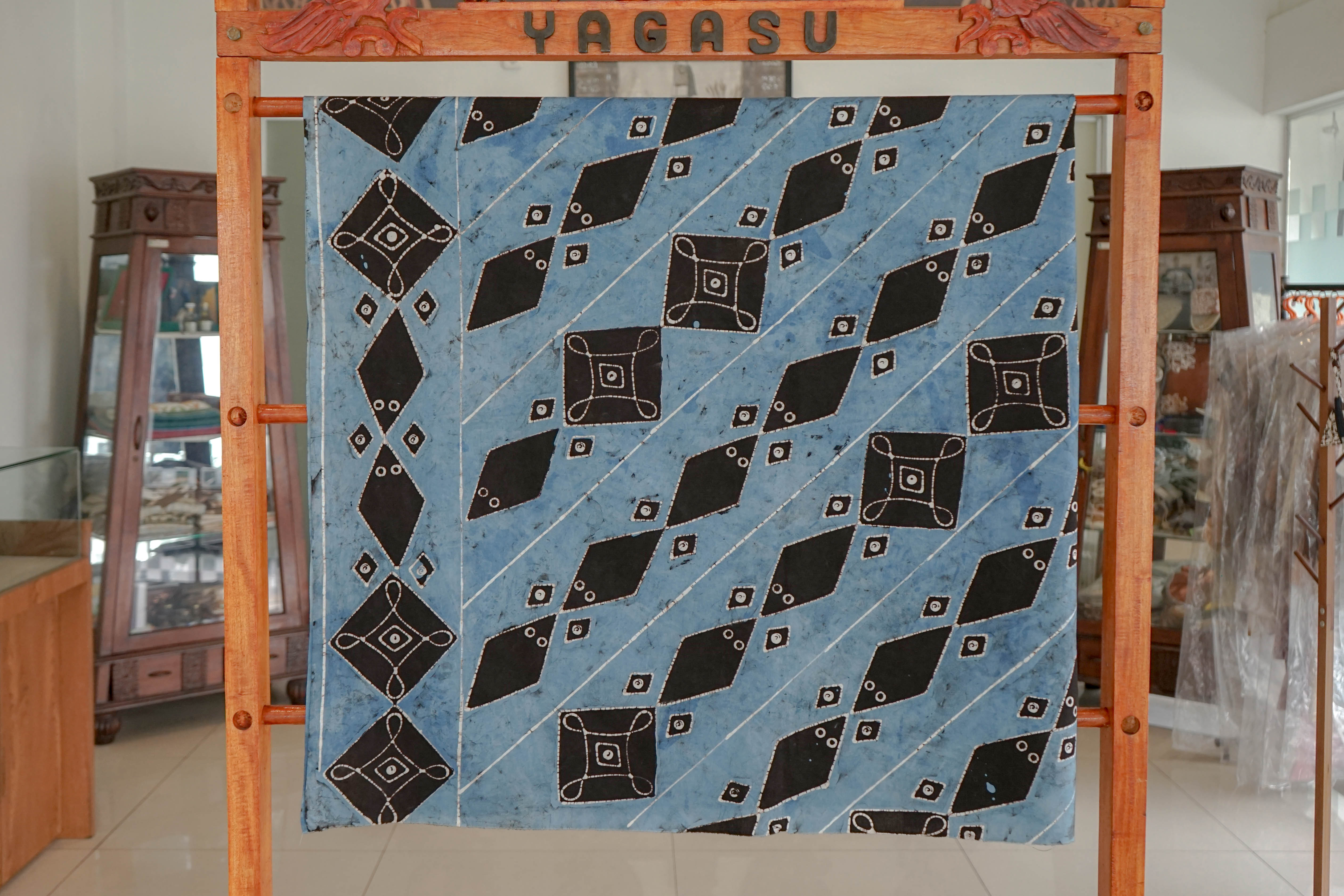 Kain Batik Cap Indigo